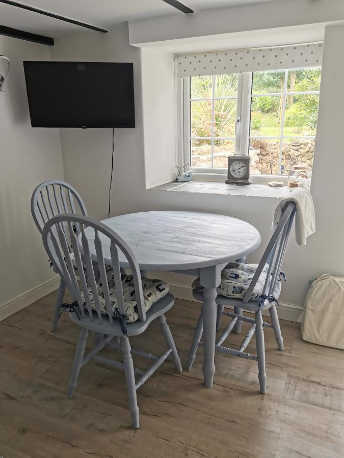 Captivating Isolde Cottage With Pool Near St Ives Camborne Exterior photo